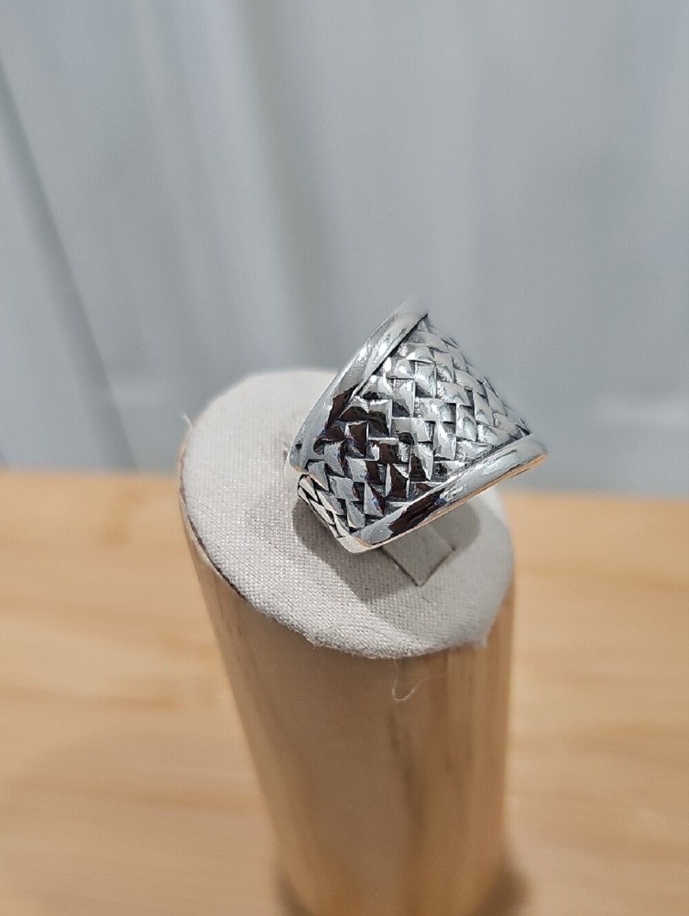 Woven Pattern Sterling Silver Statement Ring - Picture 3 of 4